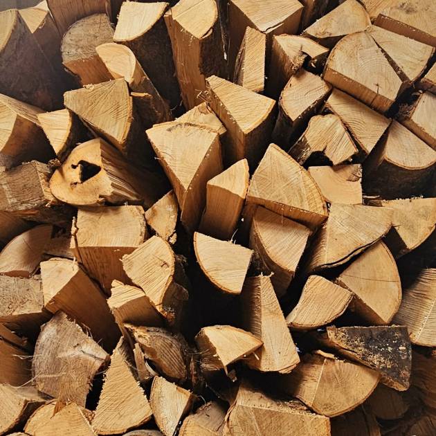 Firewood - Only available to postcode areas in HP1, HP2 and HP3